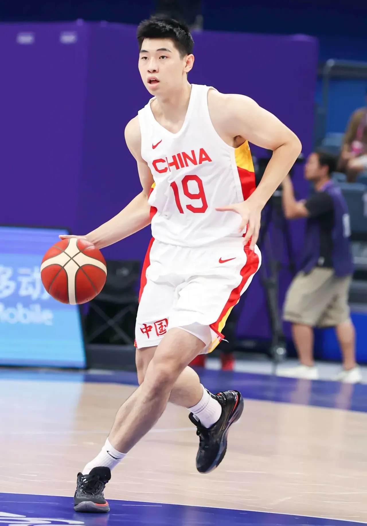 1xBit体育官网-关于本土篮球联赛：年轻球员崭露头角，实力有所突破的信息