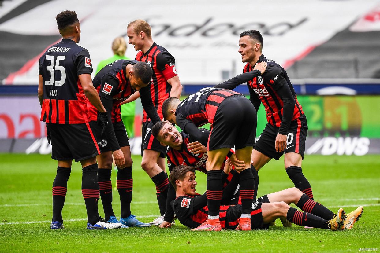 热刺客场大胜沃特福德,球员士气高昂 热刺客场大胜沃特福德,球员士气高昂