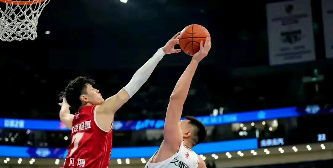 1xBit体育视频-精彩CBA篮球赛事即将打响，球迷翘首期待的简单介绍