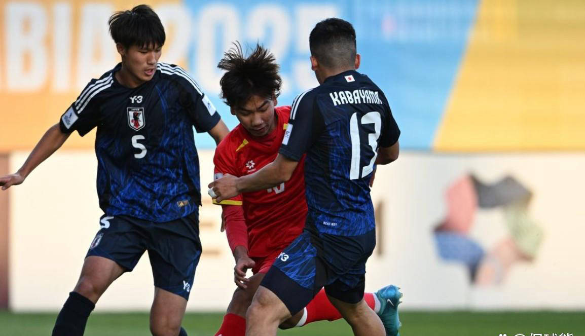 亚洲杯篮球赛：泰国队惨败新加坡队，提前出局