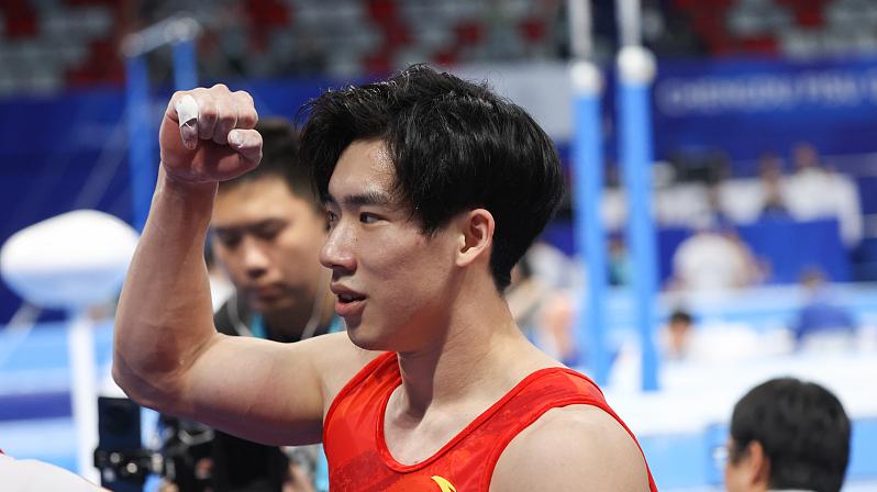 包含体操男子全能比赛擂台，日本选手稳健表现夺金！的词条