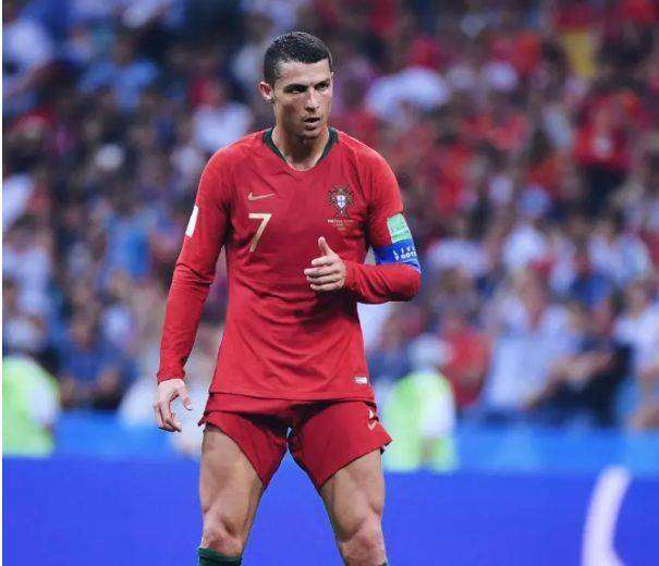 塞尔维亚击败厄瓜多尔，实力强大领跑小组！的简单介绍