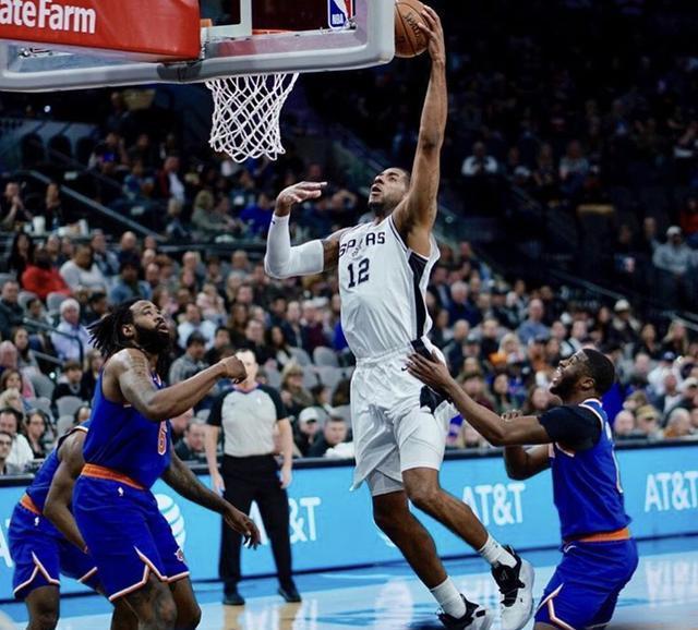 1xBit体育vip注册-马刺客场惜败骑士，季后赛希望渺茫