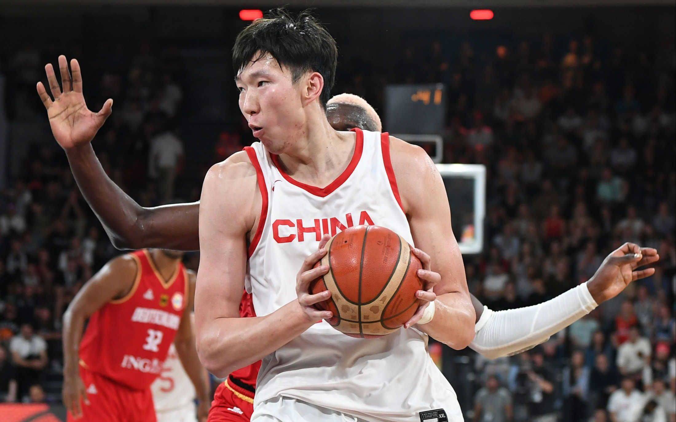 1xBit体育链接-亚洲篮球明星球员备战大赛，加强训练