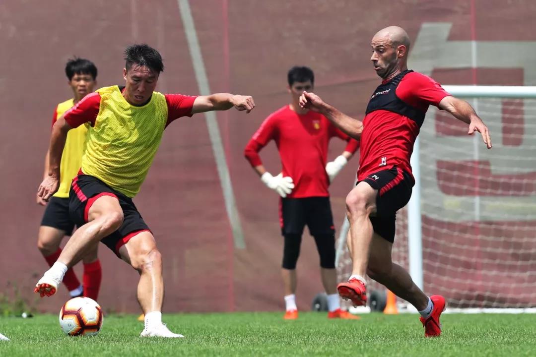 1xBit体育网页版入口-华夏幸福遭遇困境，球队备战切忌大意的简单介绍