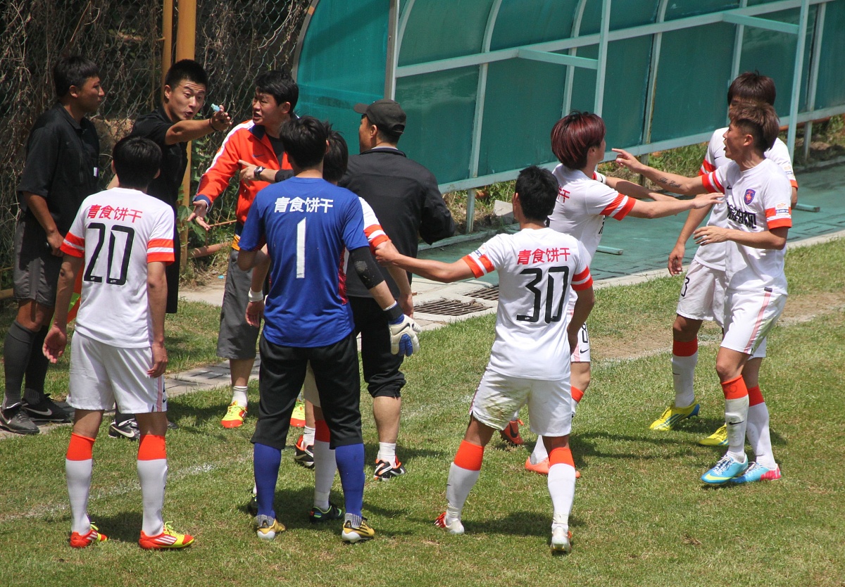 1xBit体育app-关于激战正酣：双方球队势均力敌，战况激烈，胜负未分的信息