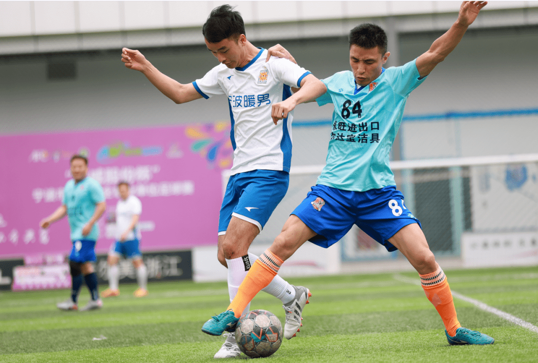 斐济羽毛球队取得胜利，晋级八强